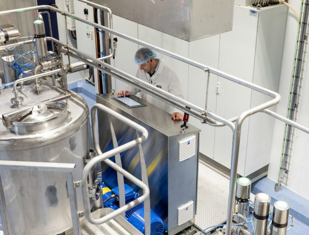 Frank-contact-Kingusto